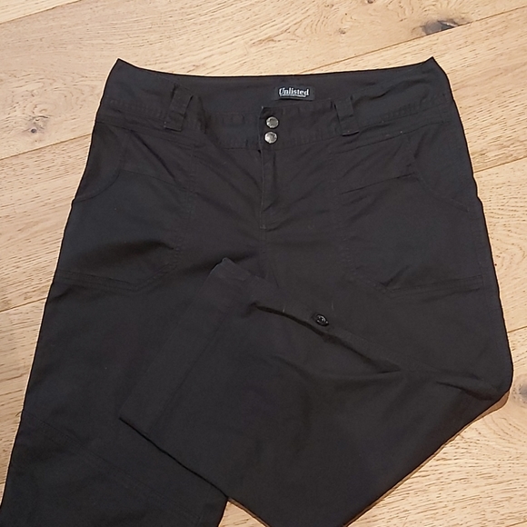 Unlisted Capris - Picture 4 of 4